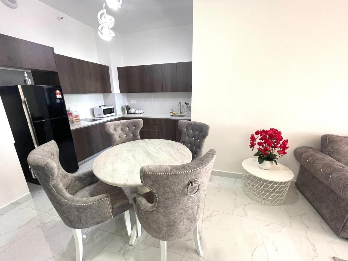 Deena Suite At Troika ,Kota Bharu Dış mekan fotoğraf